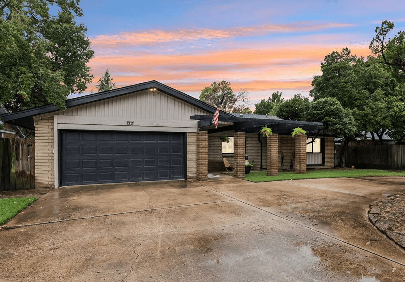 5 Garage Door Repair Tips Every Tulsa Homeowner Should Know